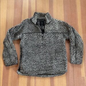 Elodie cozy fluffy pullover sweatshirt with pockets and neck collar